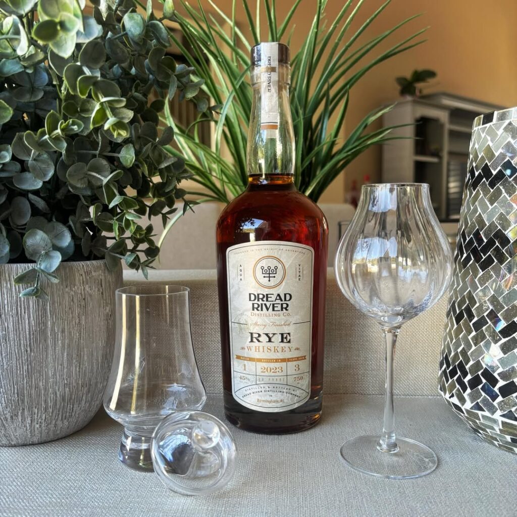 Dread River Distilling Co. creates premium rye whiskey, blending age-old techniques with modern craftsmanship to produce spirits with deep, complex flavors.